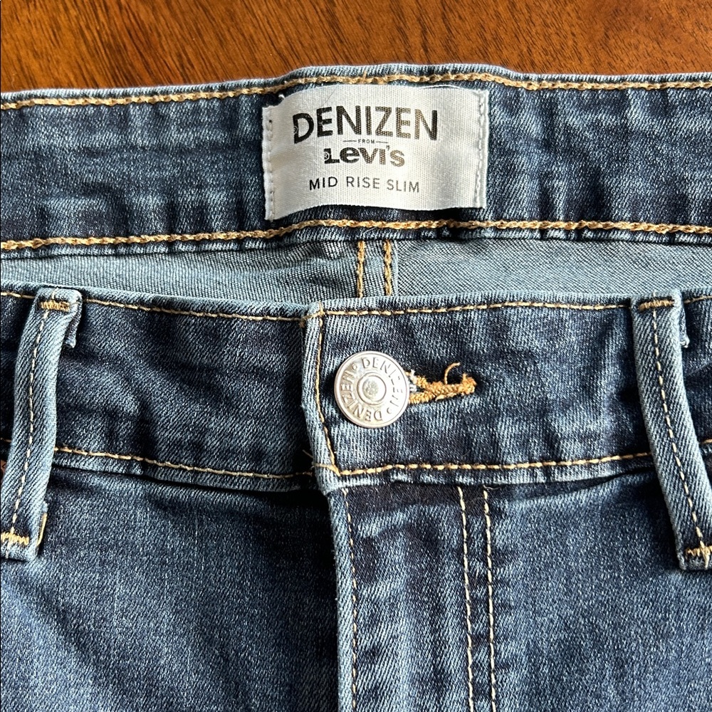 Denizen from Levi's Blue Straight Leg Jeans mid-rise. Great condition - Picture 3 of 9